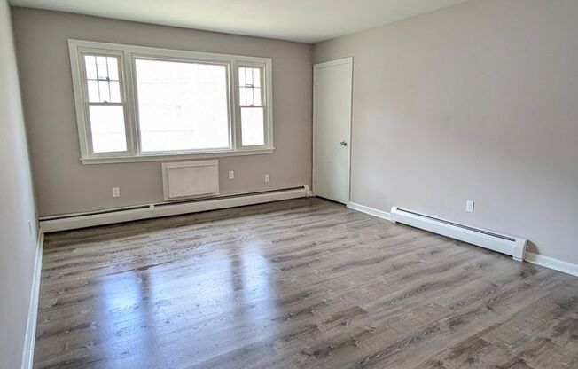 Riverwood Apartments
