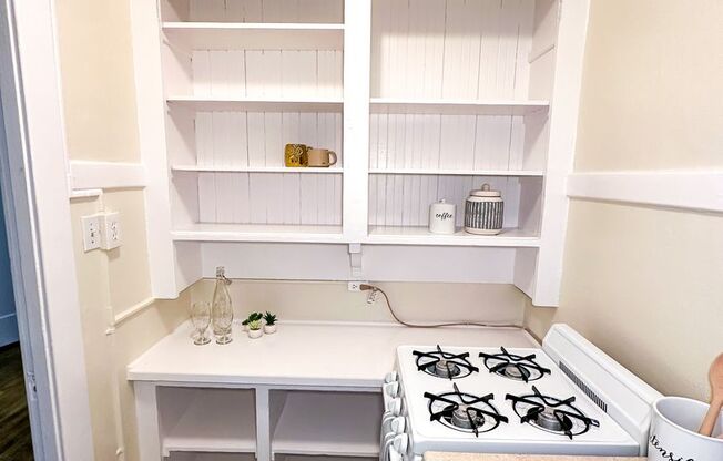 1 bed, 1 bath, 500 sqft, $1,550, Unit 403