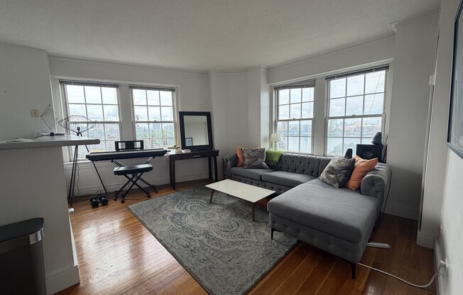 1 bed, 1 bath, 550 sqft, $2,900, Unit 805