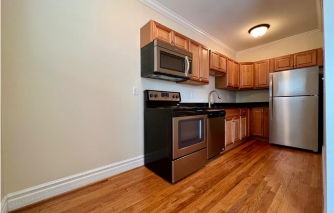 Studio, 1 bath, 380 sqft, $975, Unit 4245-206