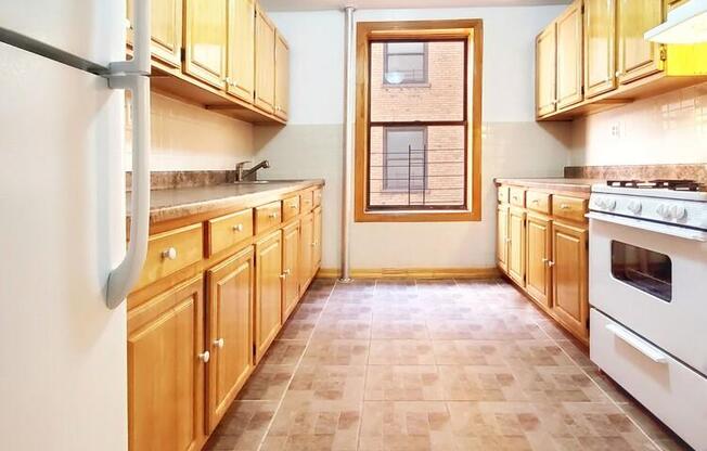 330 WADSWORTH AVE