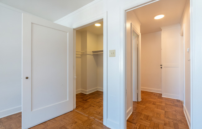 1 bed, 1 bath, 760 sqft, $2,200, Unit 501