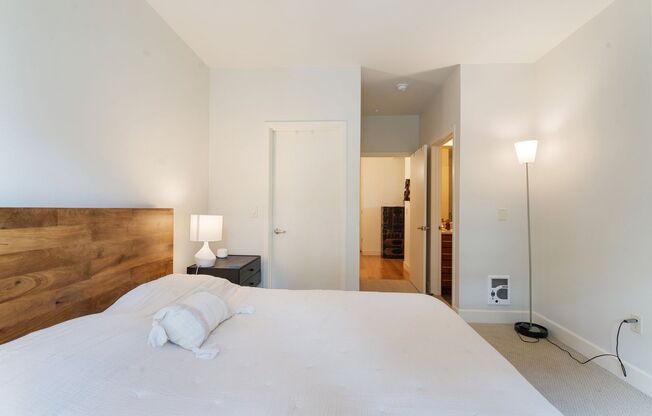 2 beds, 2 baths, $2,495, Unit UNIT # 302