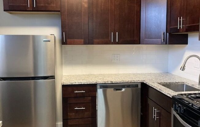 1503 N KOLIN