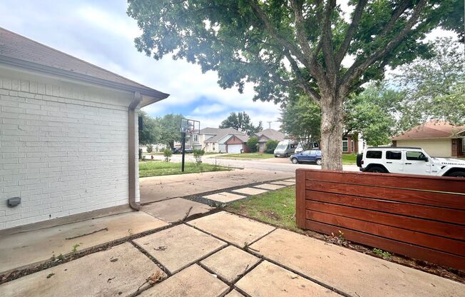 Beautiful 3/BR 2.5/BA Home with Modern Finishes and Spacious Comfort!