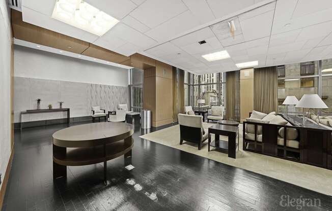 1 bed, 1 bath, 633 sqft, $6,050, Unit PHD