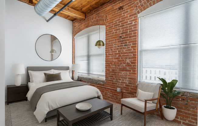 Hingetown Lofts