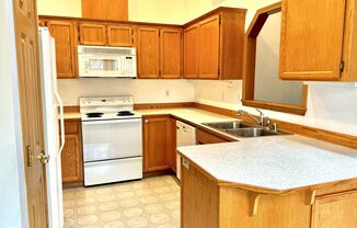 3 beds, 2 baths, $2,650