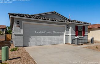 3 beds, 2 baths, $1,636