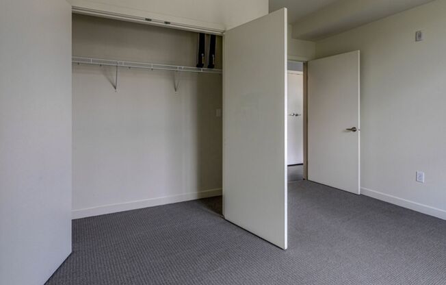 1 bed, 1 bath, 576 sqft, $2,075, Unit 213