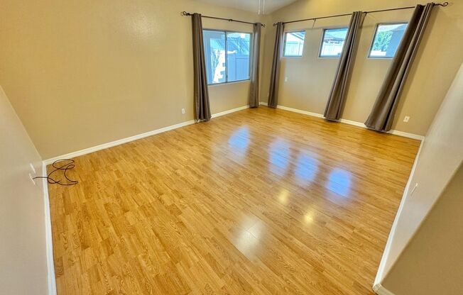 SINGLE STORY 4 BEDROOM HOME IN CUL DE SAC LOCATED IN NORTH LAS VEGAS