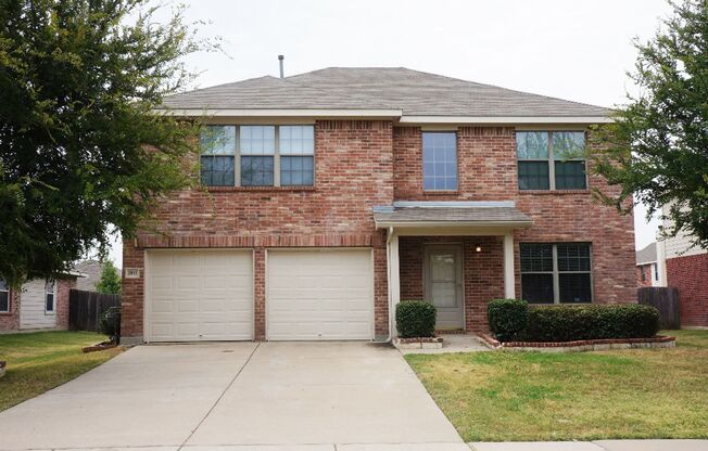 Spacious 4-2.5-2 in Grand Prairie, desirable Mansfield ISD!