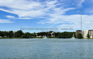 1 bed, 1 bath, 1,012 sqft, $1,425, Unit 536
