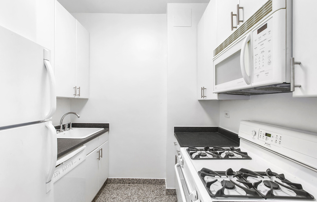 60 E 8 ST