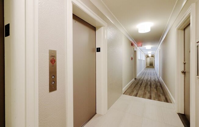 Studio, 1 bath, 433 sqft, $2,150, Unit 0409