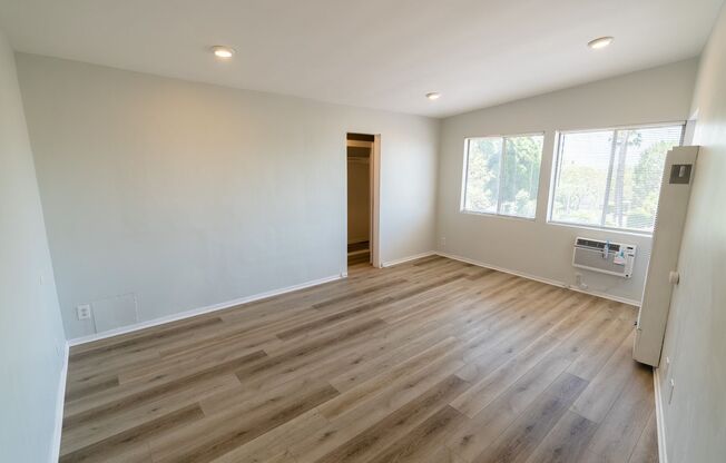 Studio, 1 bath, 615 sqft, $1,848, Unit 225