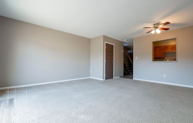 2 beds, 1.5 baths, $1,425, Unit 393 E Buttles Ave Apt. H