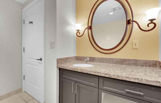 1 bed, 1 bath, 735 sqft, $1,650, Unit 441