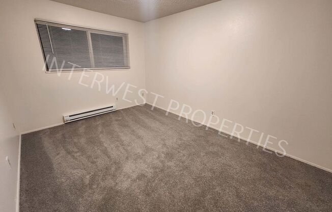 2 beds, 1 bath, 864 sqft, $1,450, Unit 020