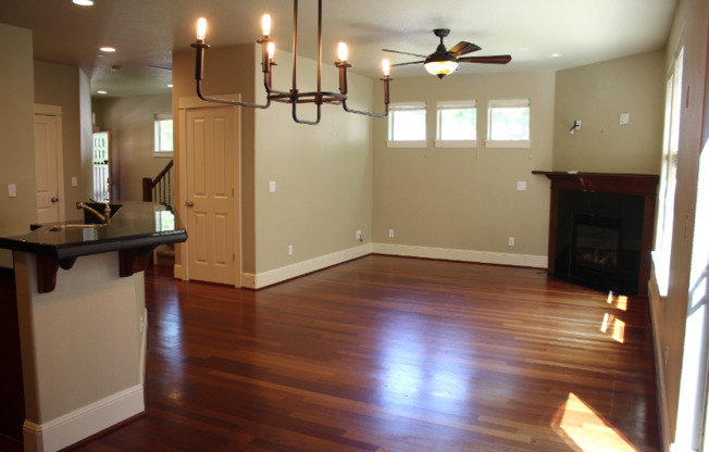 11310 NW KIMBLE CT