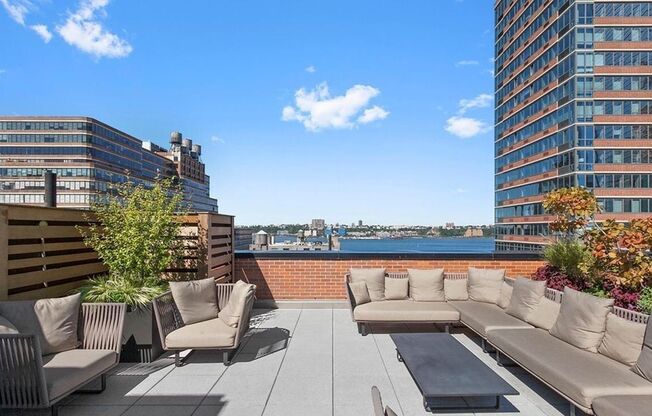 540 W 28th Street
