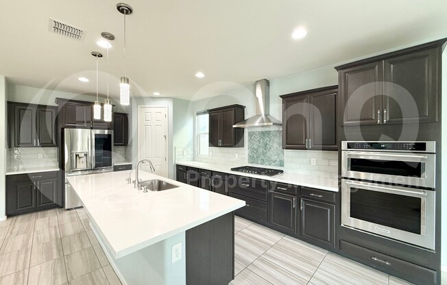 261 E WISTERIA DR