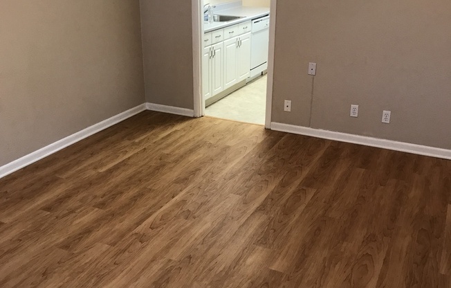 3930-3950 SE Francis