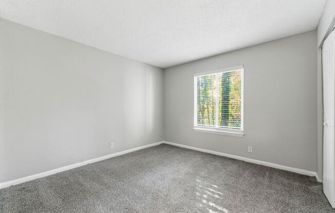 2 beds, 2 baths, 1,150 sqft, $1,427, Unit 84H
