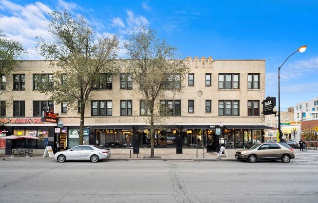 Studio, 1 bath, 552 sqft, $1,495, Unit Sawyer-206