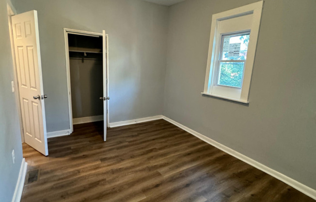 3 beds, 1 bath, $1,650