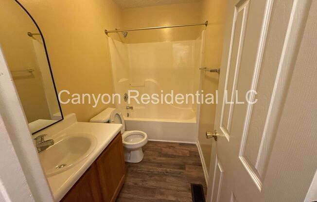 3 beds, 2 baths, $1,710