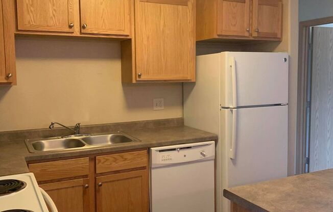 3 beds, 2 baths, 1,314 sqft, $1,500, Unit 1126-301