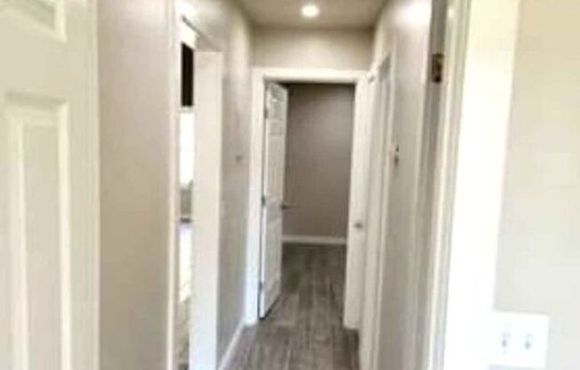 2 beds, 1 bath, $1,550, Unit Unit 3