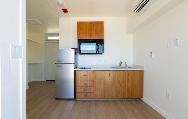 Monarch — Modern Studio Living in the Heart of San Diego