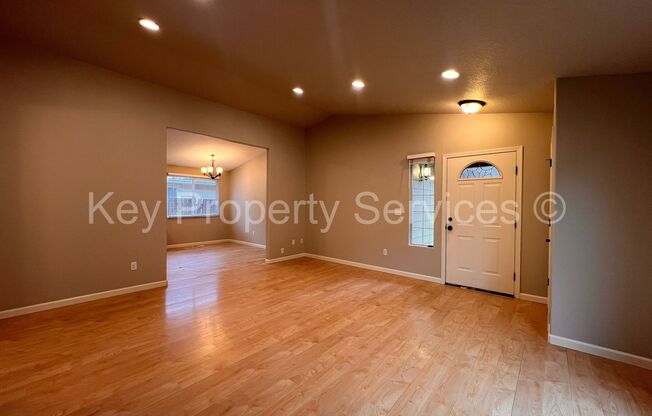 Charming Home in Quiet Image Neighborhood