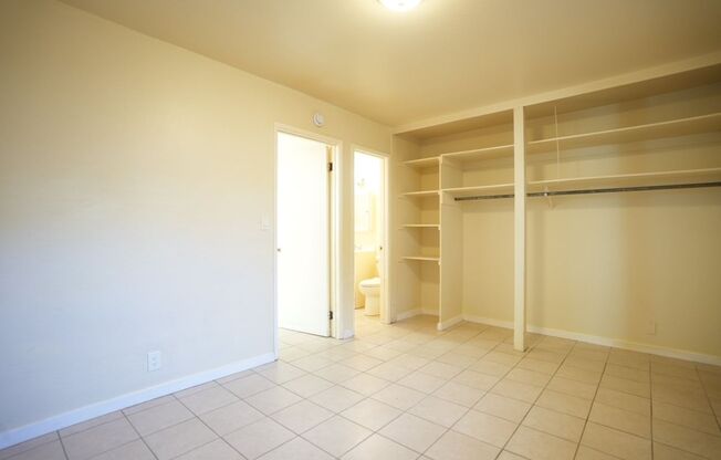 1 bed, 1 bath, $1,900, Unit 603-J