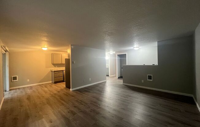 Del Ray Apartments