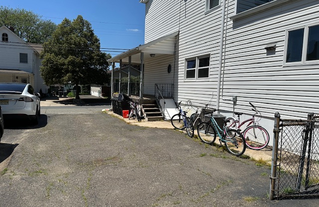 38 KUHLTHAU AVE