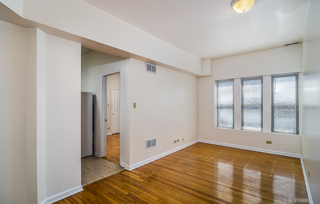 350-52 E. 59th St. / 5857-59 S Calumet Ave