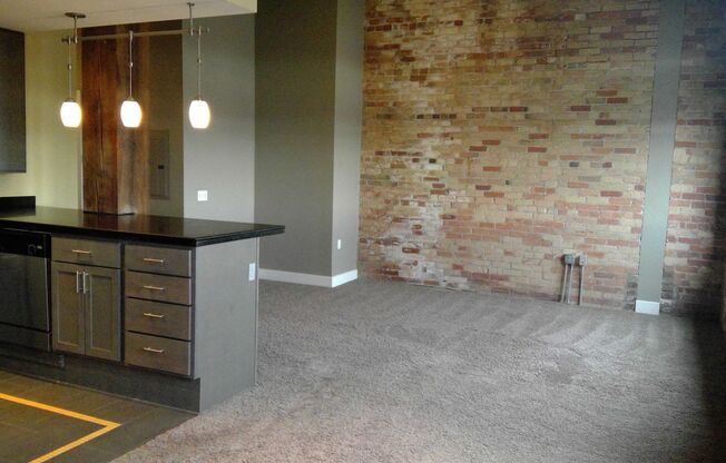 1 bed, 1 bath, 934 sqft, $1,158, Unit 106