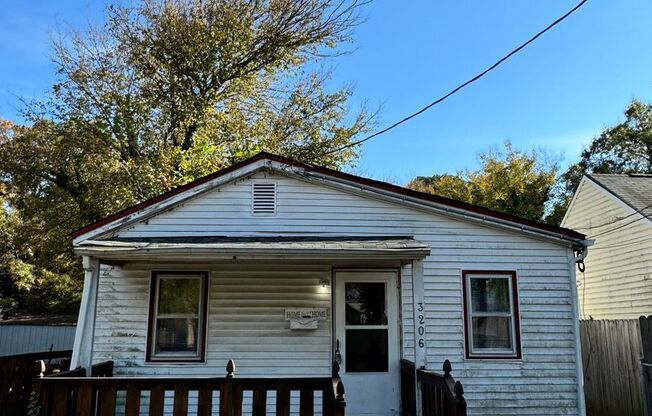 Spacious 4 bedroom 2 bath House in Richmond