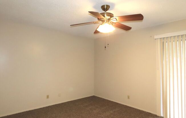 2 beds, 1.5 baths, $1,100, Unit APARTMENT # 3