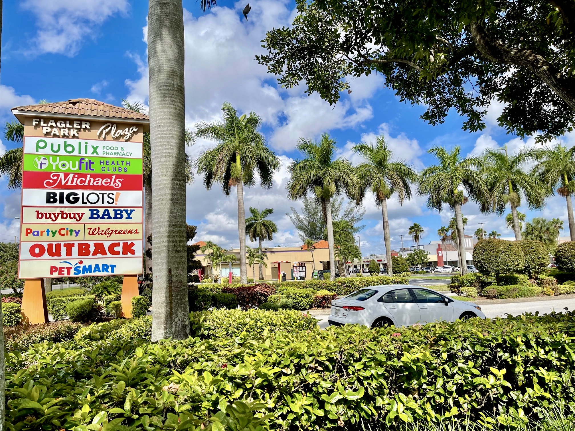 Flagler Park Shopping Plaza