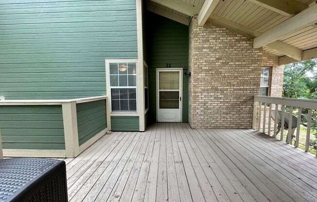 $0 DEPOSIT OPTION. BRIGHT AND AIRY TWO BEDROOM OTERO RIDGE CONDO WITH LOFT!