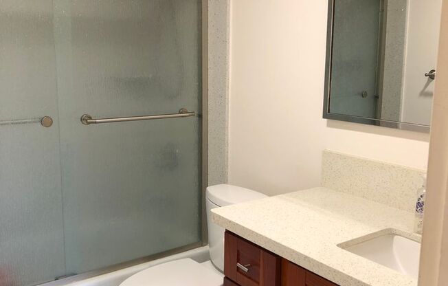 2 beds, 2 baths, $2,700, Unit Marco Polo