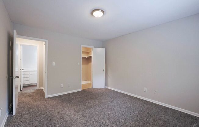 1 bed, 1 bath, 672 sqft, $1,175, Unit 2010-12