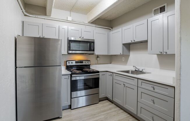 Julian Square Apartments | Spacious 1–6 Bedroom Homes in Denver!