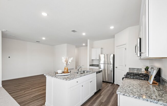 1305 MORRIS LOOP