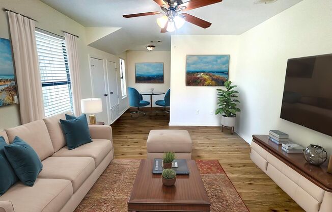 1 bed, 1 bath, 530 sqft, $799, Unit Unit 904