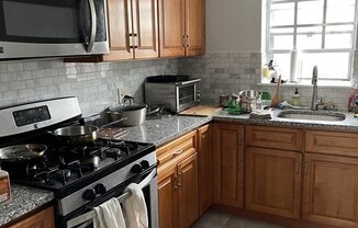 214 Lake Shore Rd Apt 3